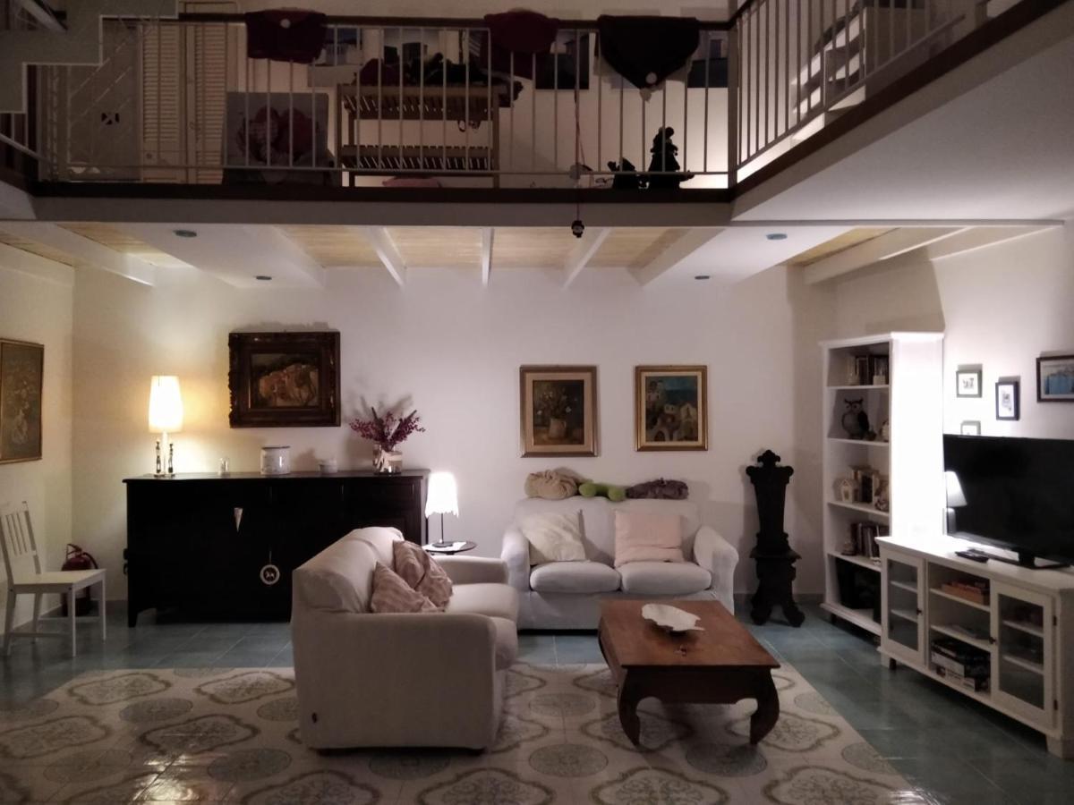 Apartamento A Casa Di Monica Pozzuoli Exterior foto
