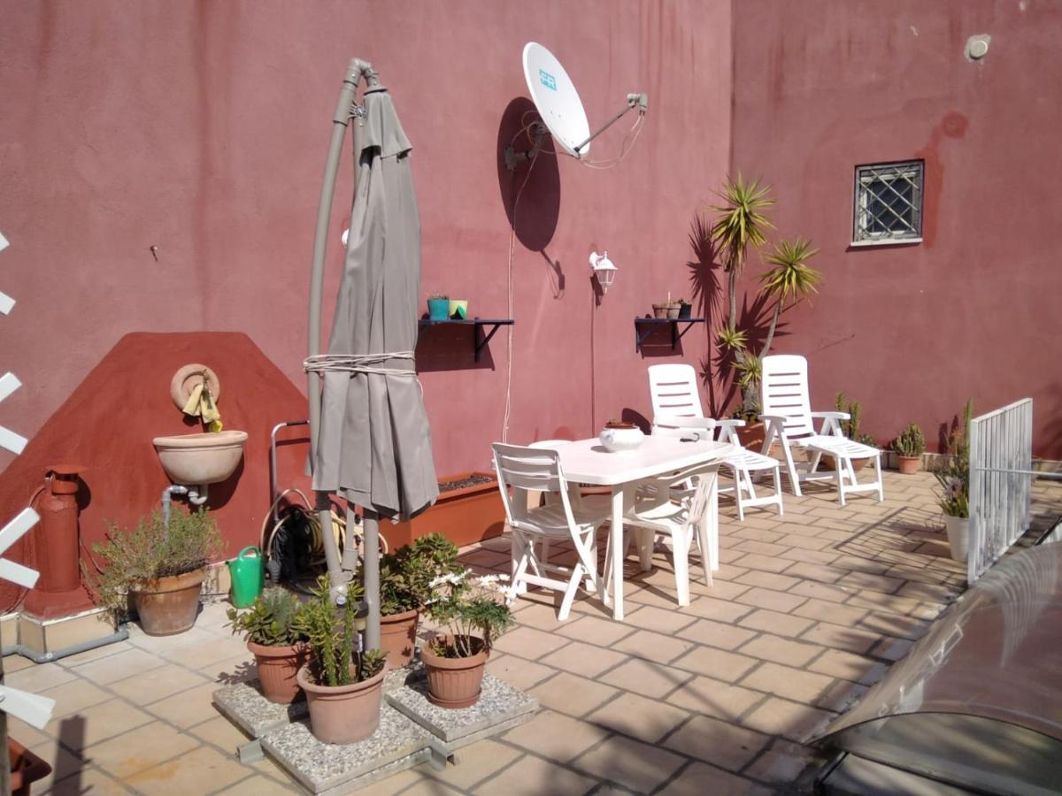 Apartamento A Casa Di Monica Pozzuoli Exterior foto