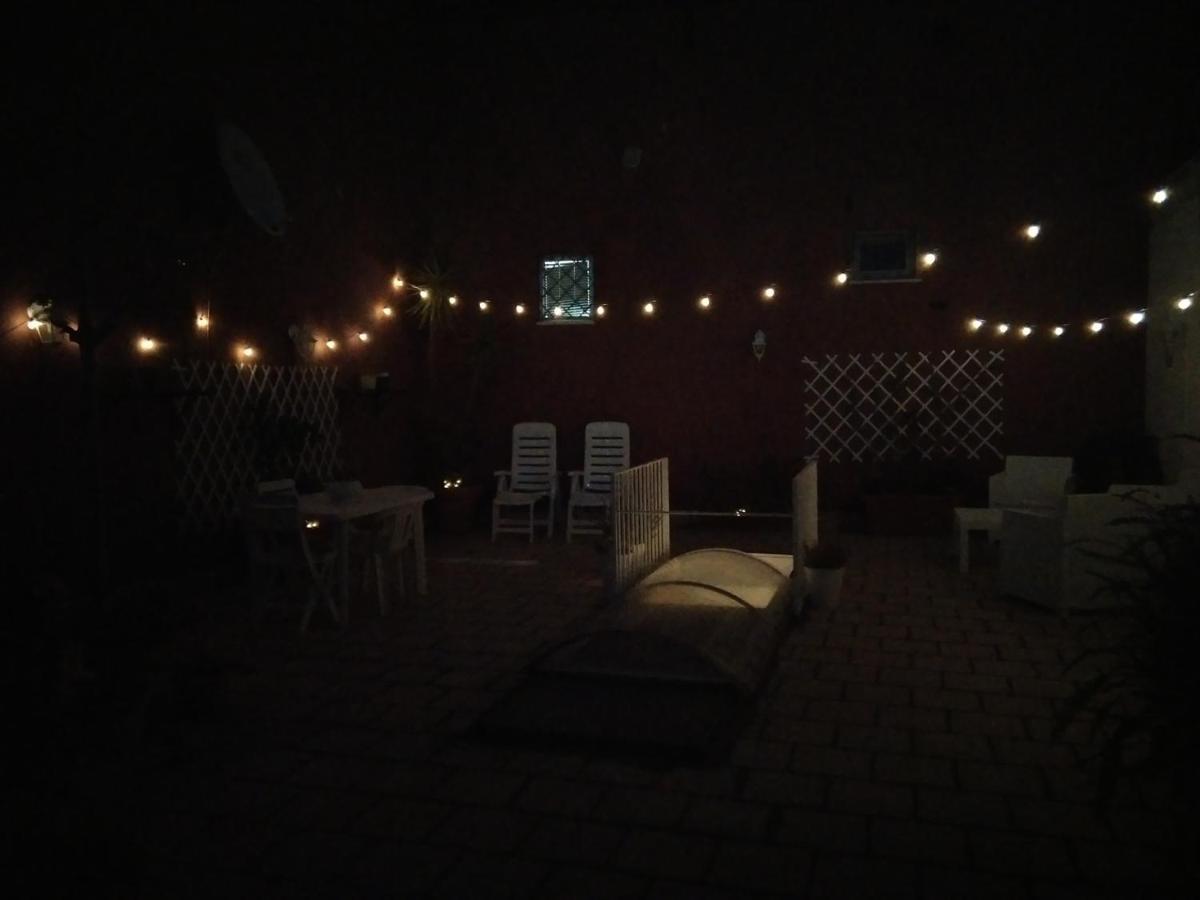 Apartamento A Casa Di Monica Pozzuoli Exterior foto